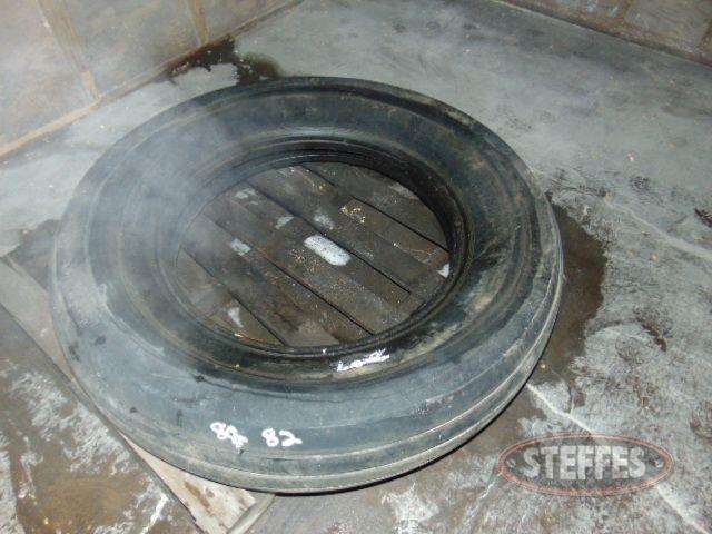 (1) 11.25R28 tire, _1.jpg